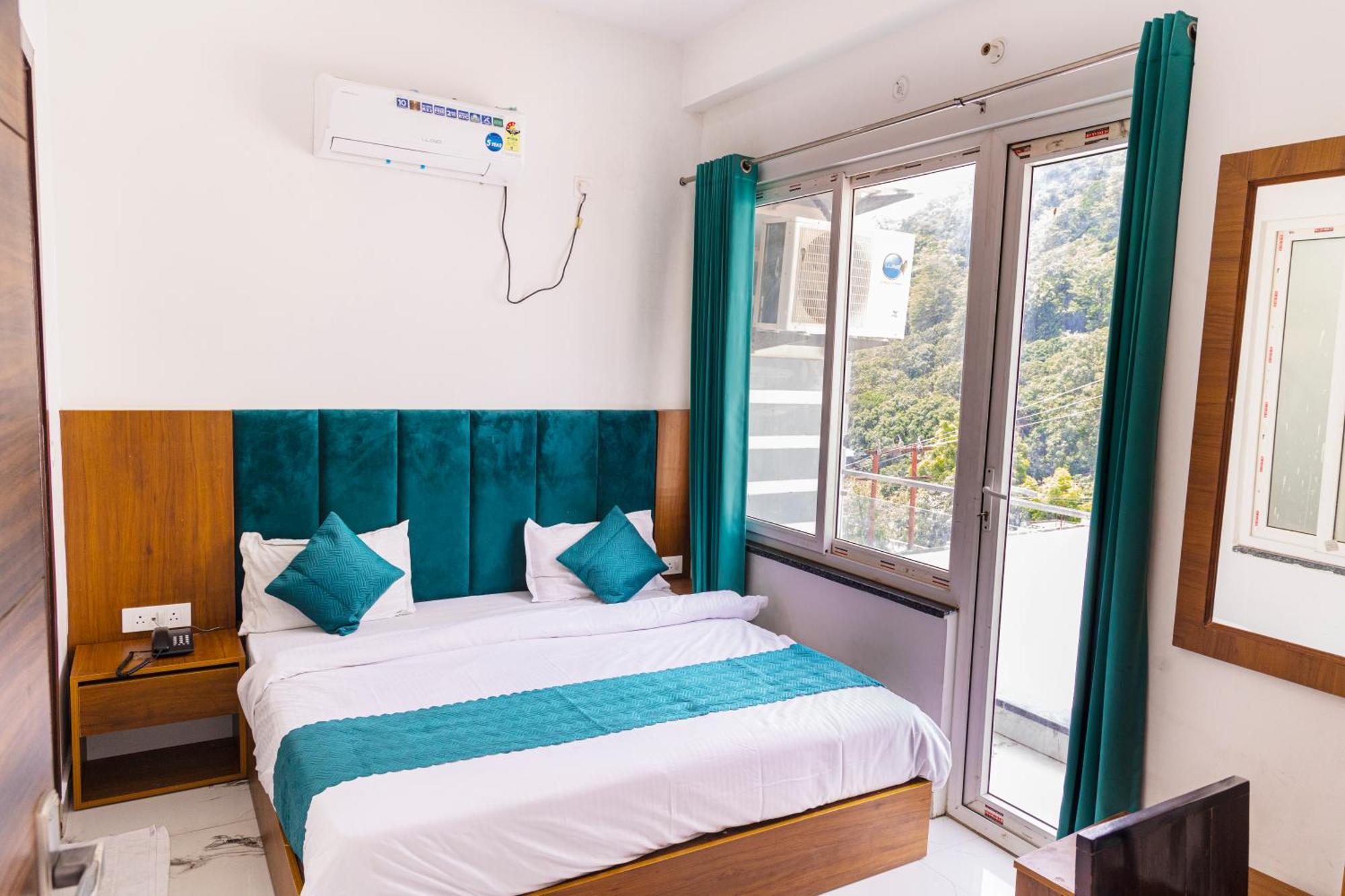 Hotel Parth Inn Rishīkesh Exterior foto